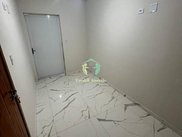 Apartamento Sem Condomínio para Venda em Santo André - 2