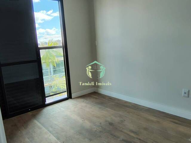 #007932 - Apartamento Sem Condomínio para Venda em Santo André - SP - 1