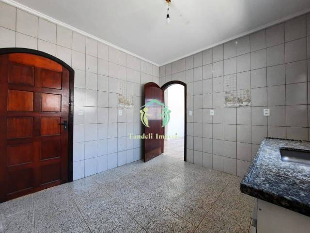 Sobrado para Venda em Santo André - 5