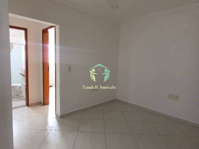 #008042 - Apartamento Sem Condomínio para Locação em Santo André - SP - 2