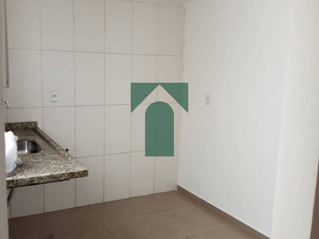 #008456 - Apartamento Sem Condomínio para Venda em Santo André - SP - 1