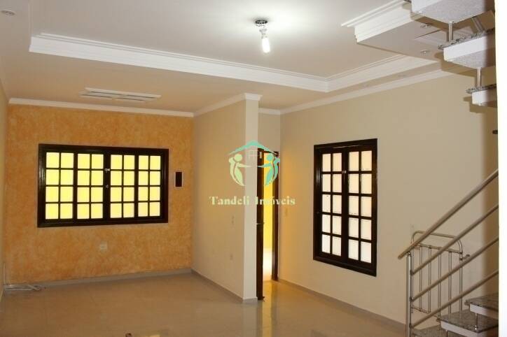 Sobrado, 2 quartos, 300 m² - Foto 1