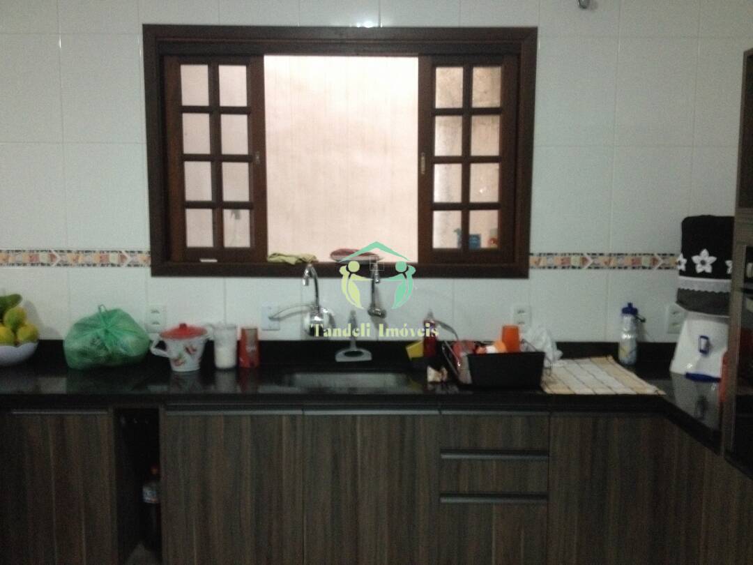 Casa, 2 quartos, 237 m² - Foto 3