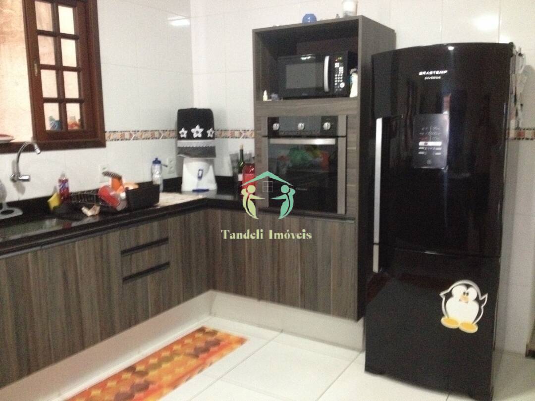 Casa, 2 quartos, 237 m² - Foto 2