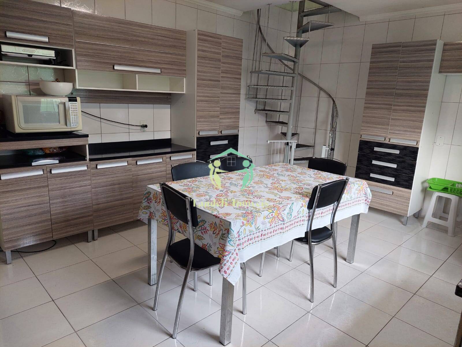 Sobrado, 4 quartos, 372 m² - Foto 1