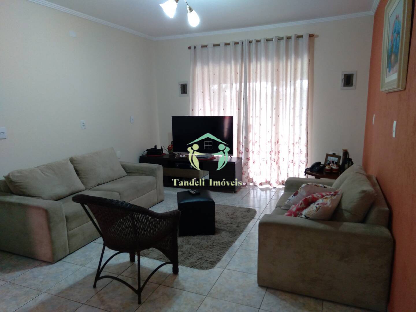 Sobrado, 4 quartos, 220 m² - Foto 1