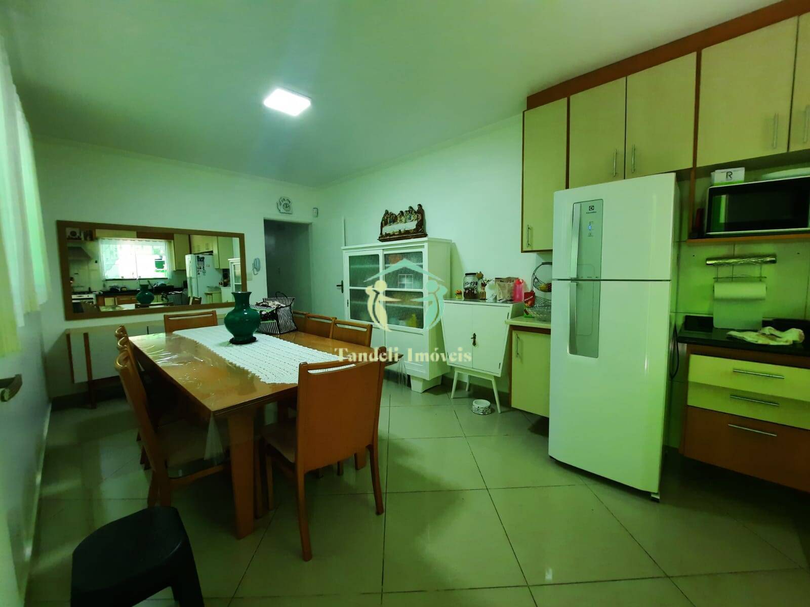 Sobrado, 3 quartos, 183 m² - Foto 1
