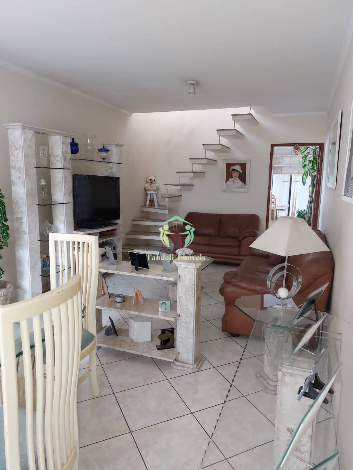 Sobrado, 3 quartos, 222 m² - Foto 3