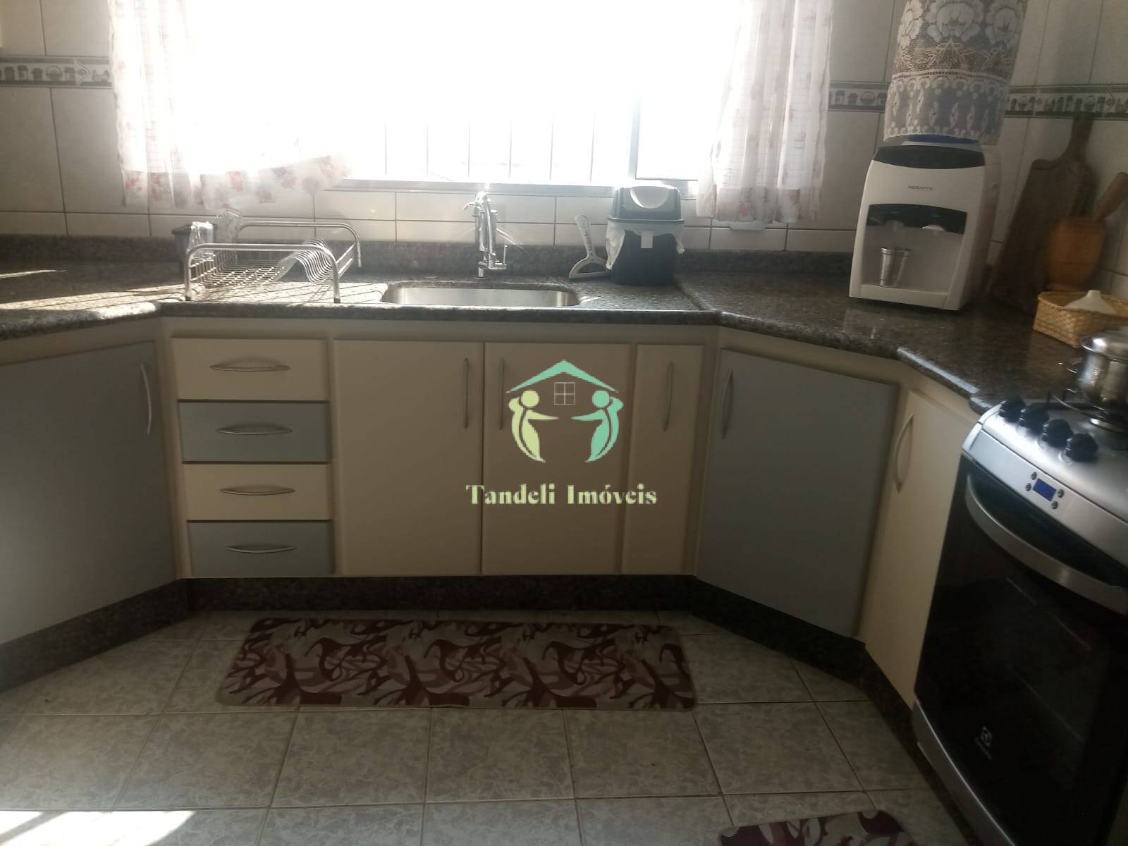 Sobrado, 3 quartos, 137 m² - Foto 1