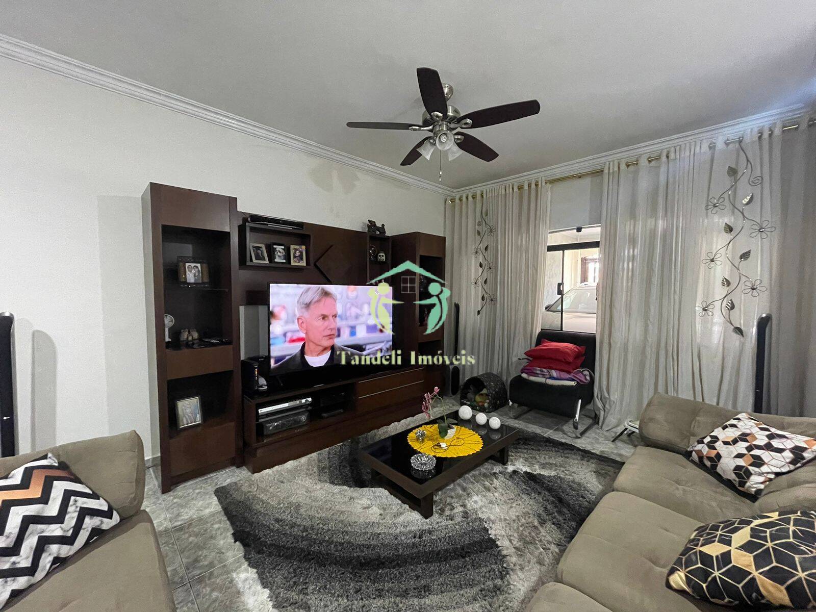 Sobrado, 3 quartos, 190 m² - Foto 2