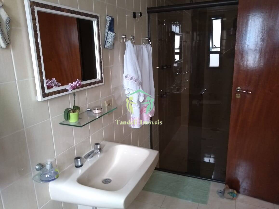 Apartamento, 3 quartos, 140 m² - Foto 21