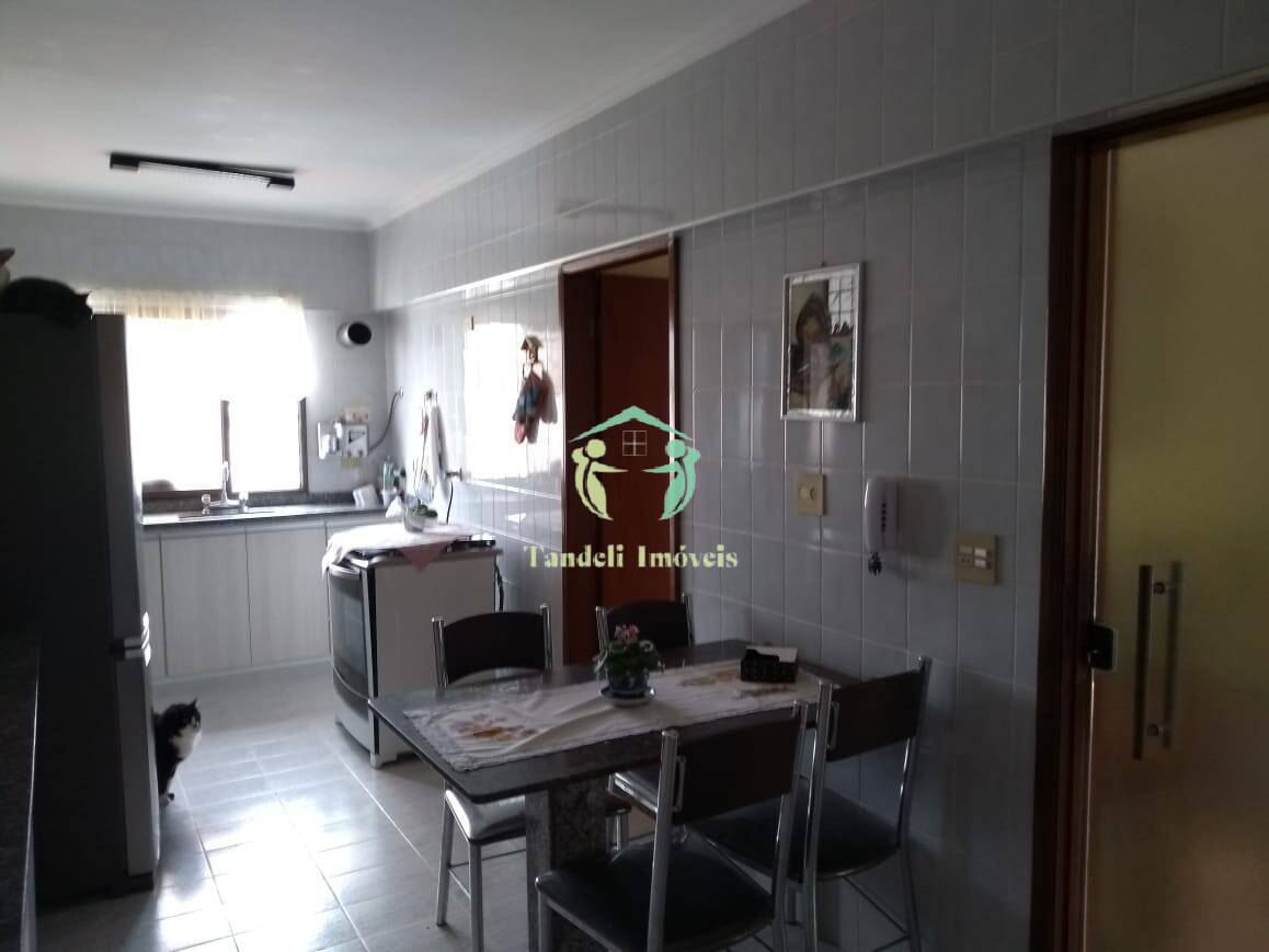 Apartamento, 3 quartos, 140 m² - Foto 11
