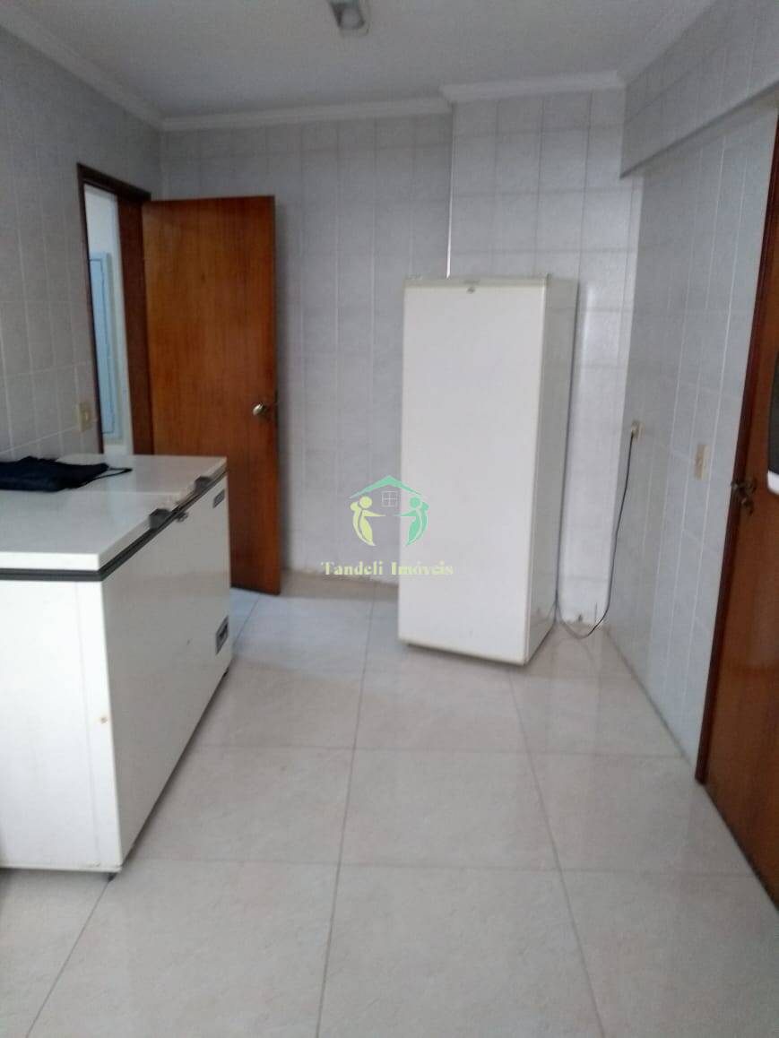 Apartamento, 3 quartos, 140 m² - Foto 9