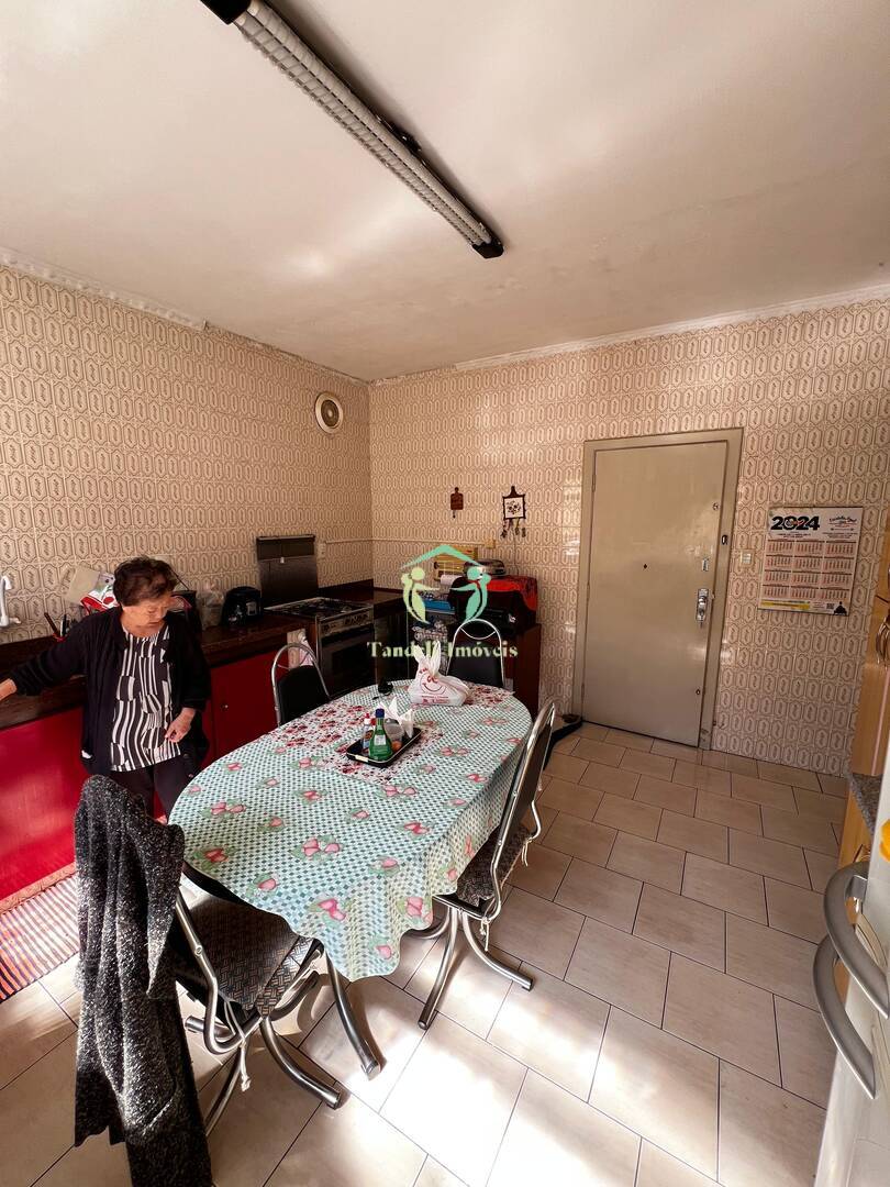 Casa, 3 quartos, 250 m² - Foto 4