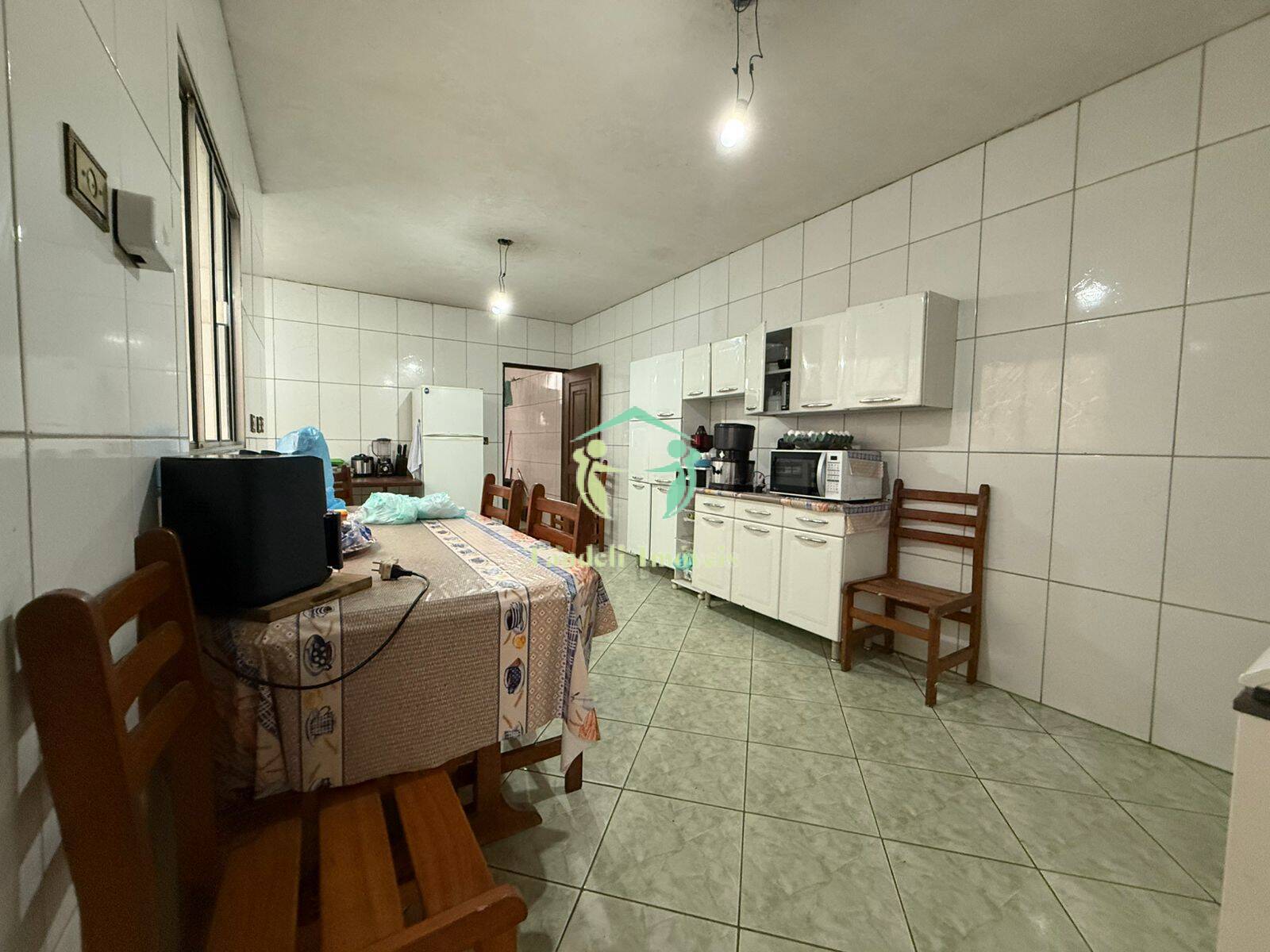 Sobrado, 4 quartos, 280 m² - Foto 2