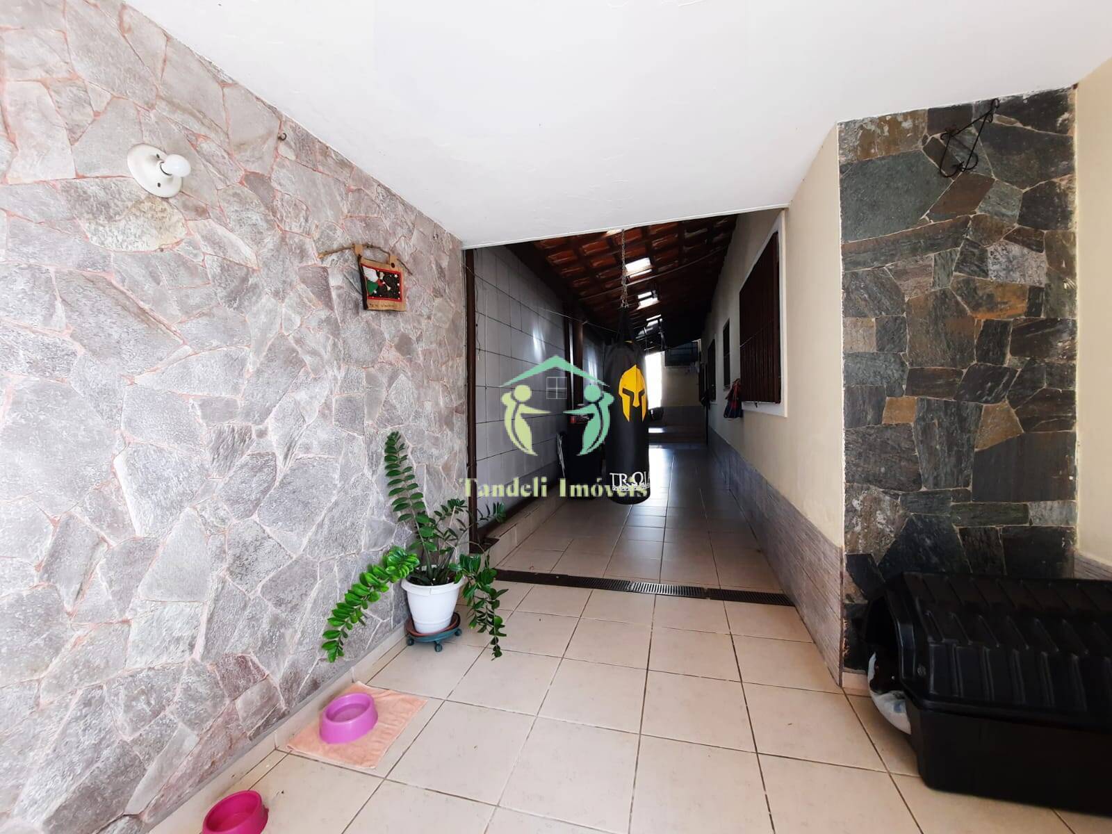 Casa, 4 quartos, 252 m² - Foto 35