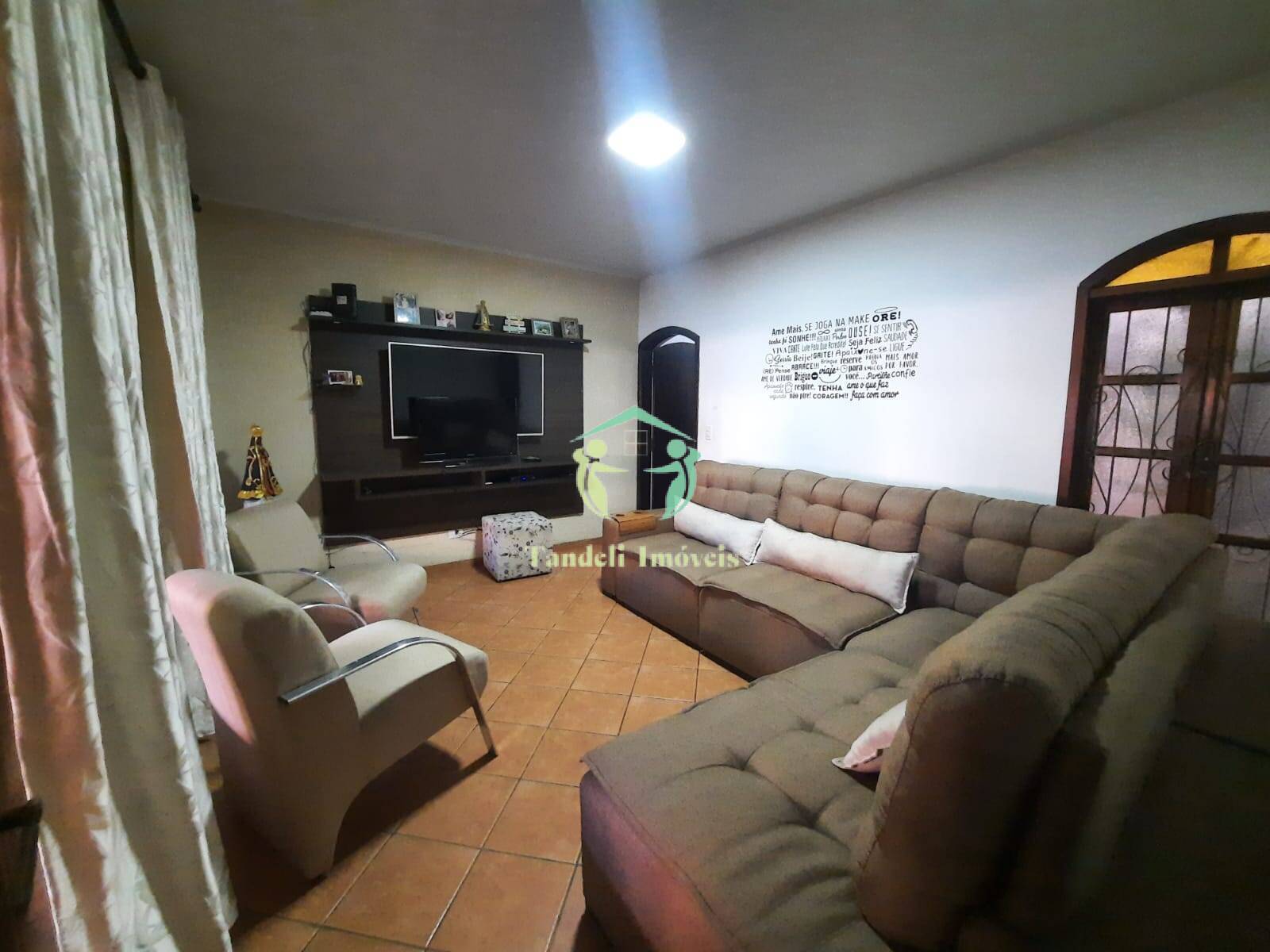 Sobrado, 3 quartos, 195 m² - Foto 2