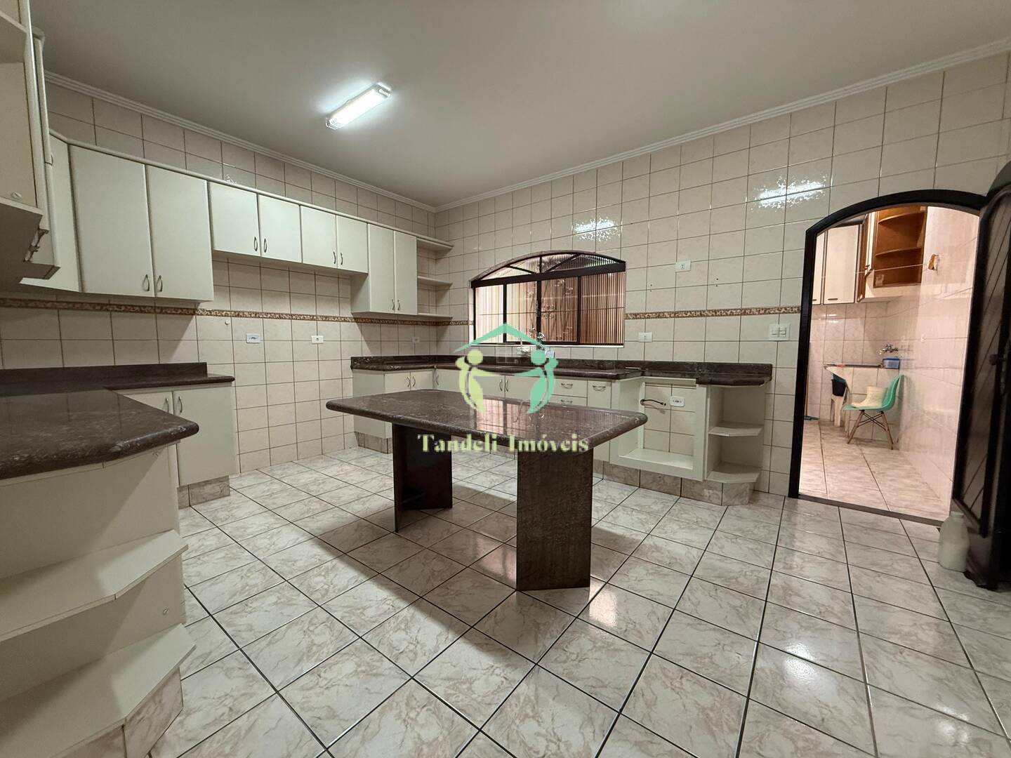 Sobrado, 3 quartos, 198 m² - Foto 1