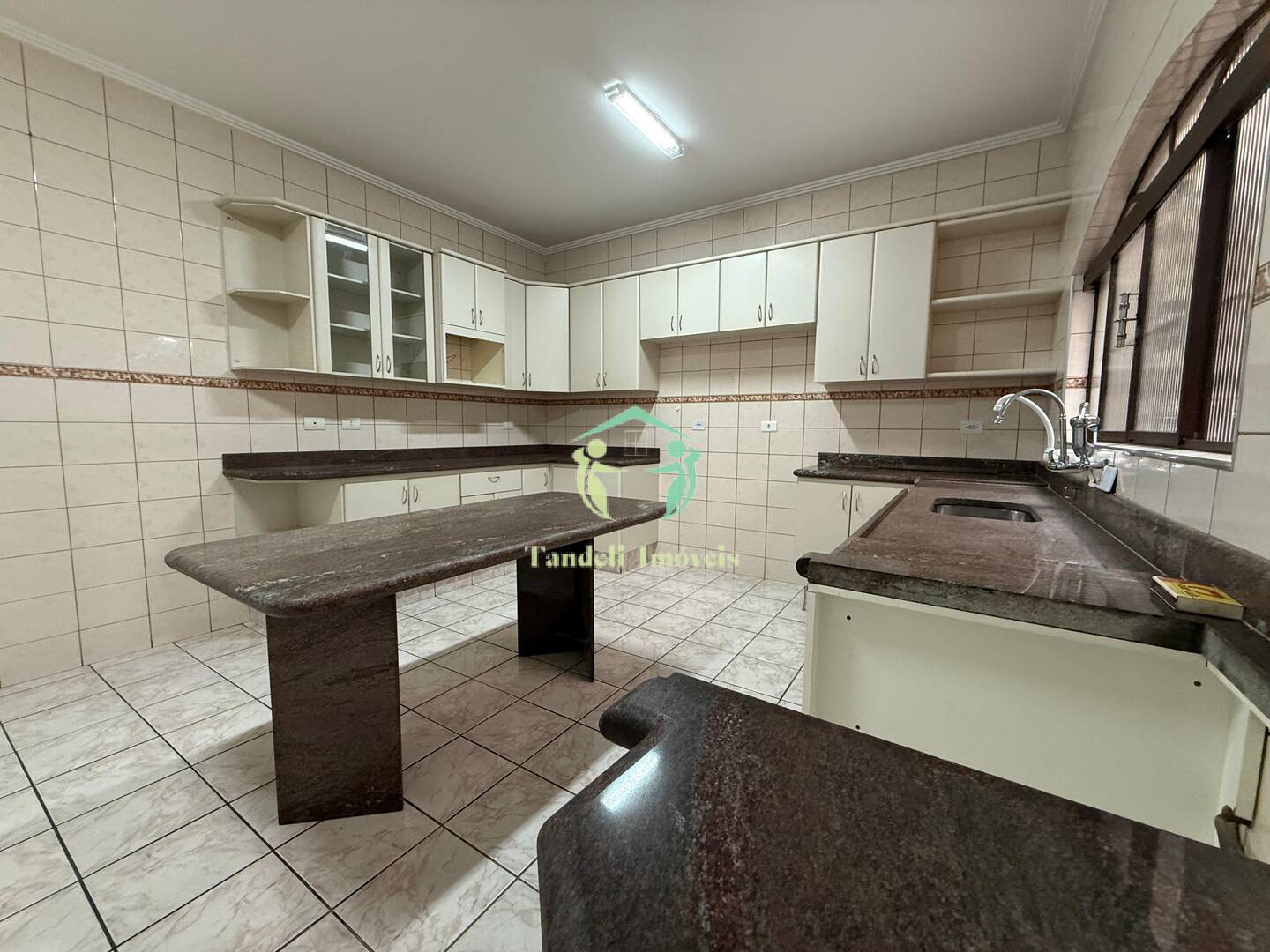 Sobrado, 3 quartos, 198 m² - Foto 3