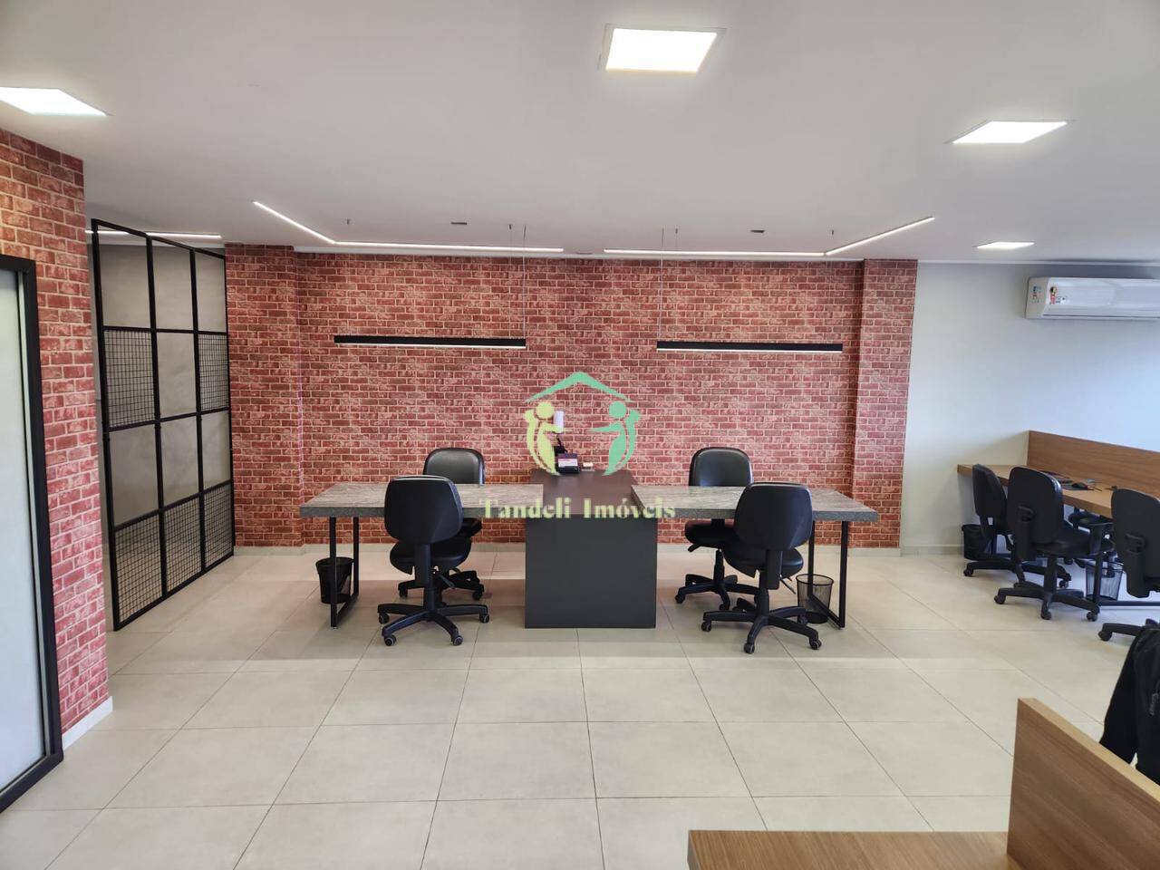 Sala-Conjunto, 150 m² - Foto 1