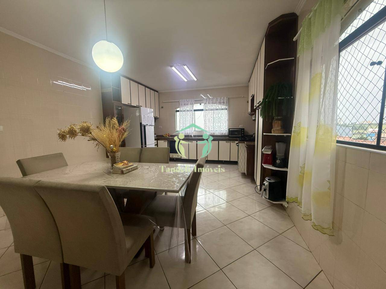 Sobrado, 3 quartos, 233 m² - Foto 6