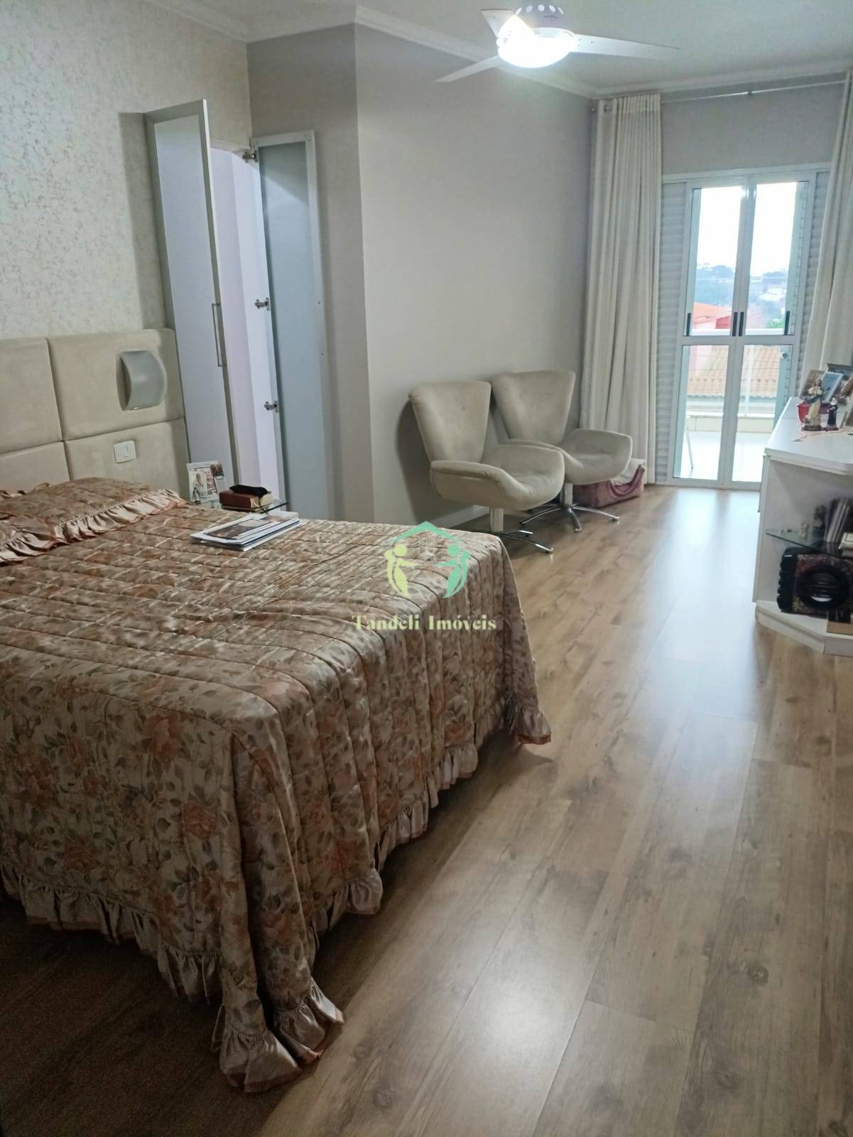 Sobrado, 3 quartos, 200 m² - Foto 5