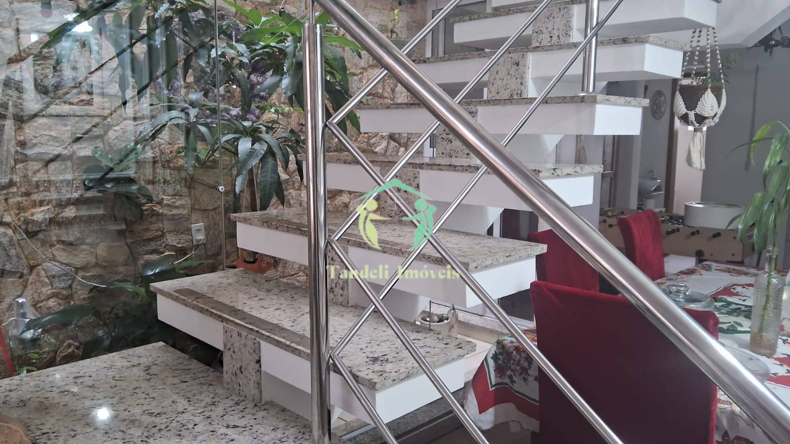 Sobrado, 3 quartos, 300 m² - Foto 2