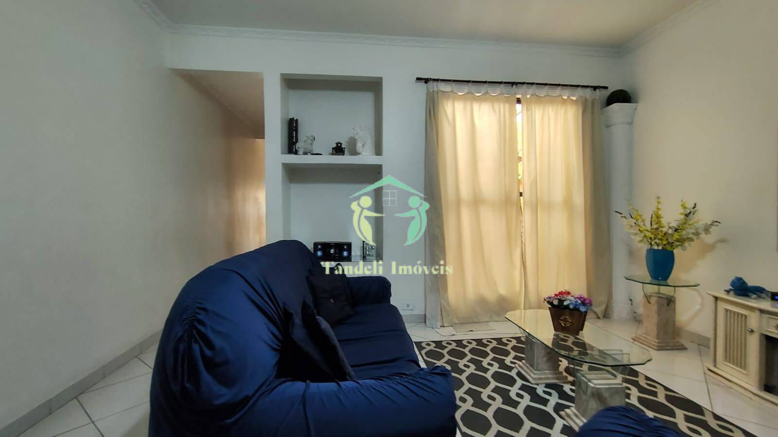 Sobrado, 3 quartos, 218 m² - Foto 2
