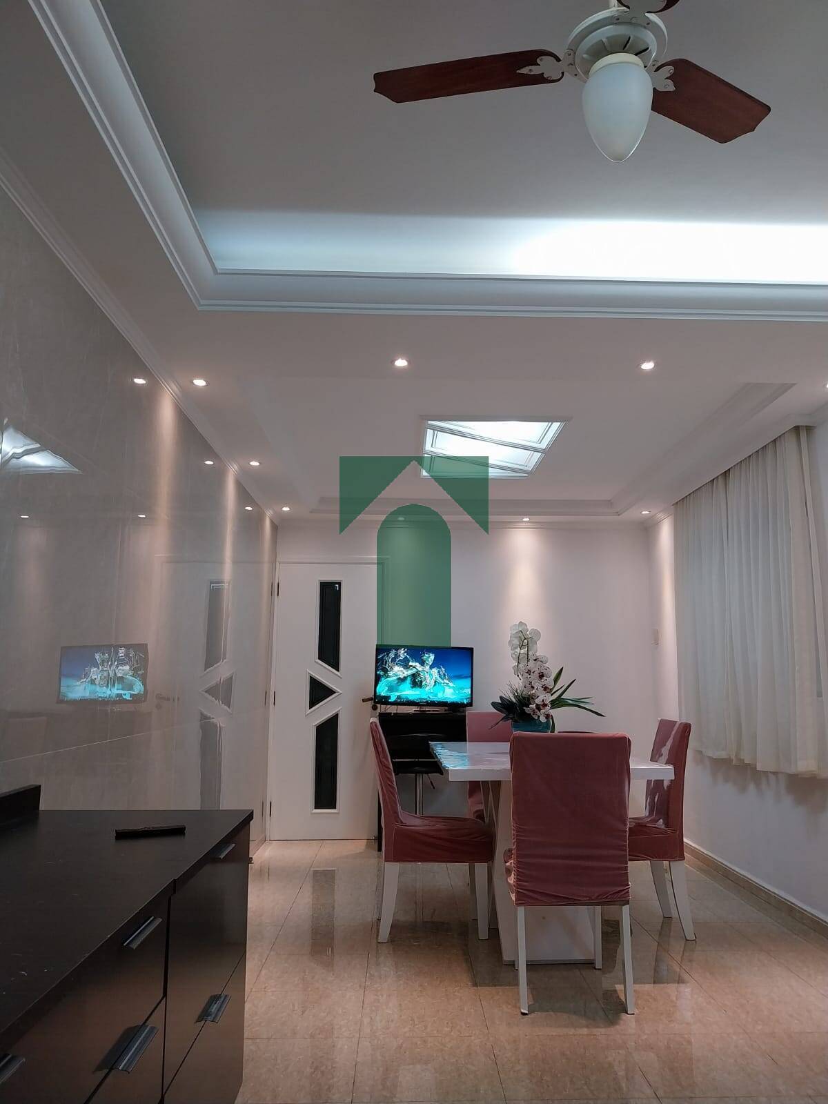 Sobrado, 4 quartos, 324 m² - Foto 1