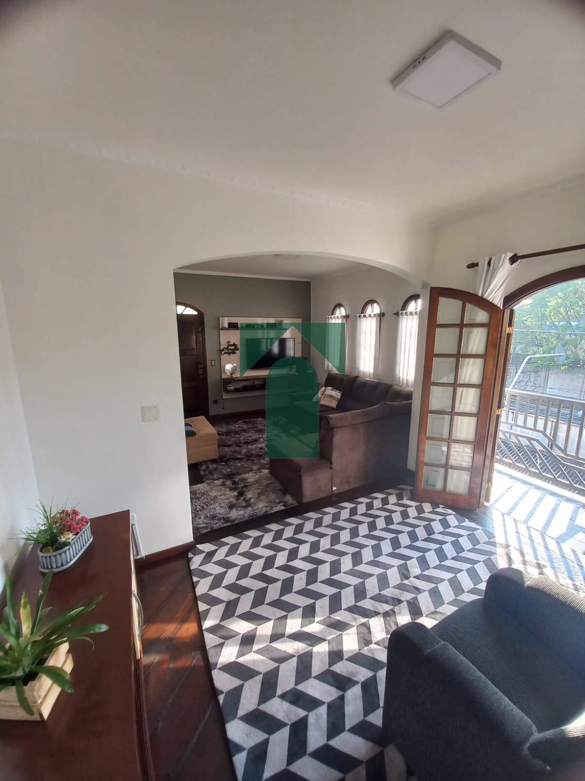 Casa, 3 quartos, 326 m² - Foto 2