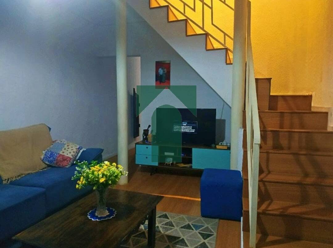 Sobrado, 3 quartos, 196 m² - Foto 2