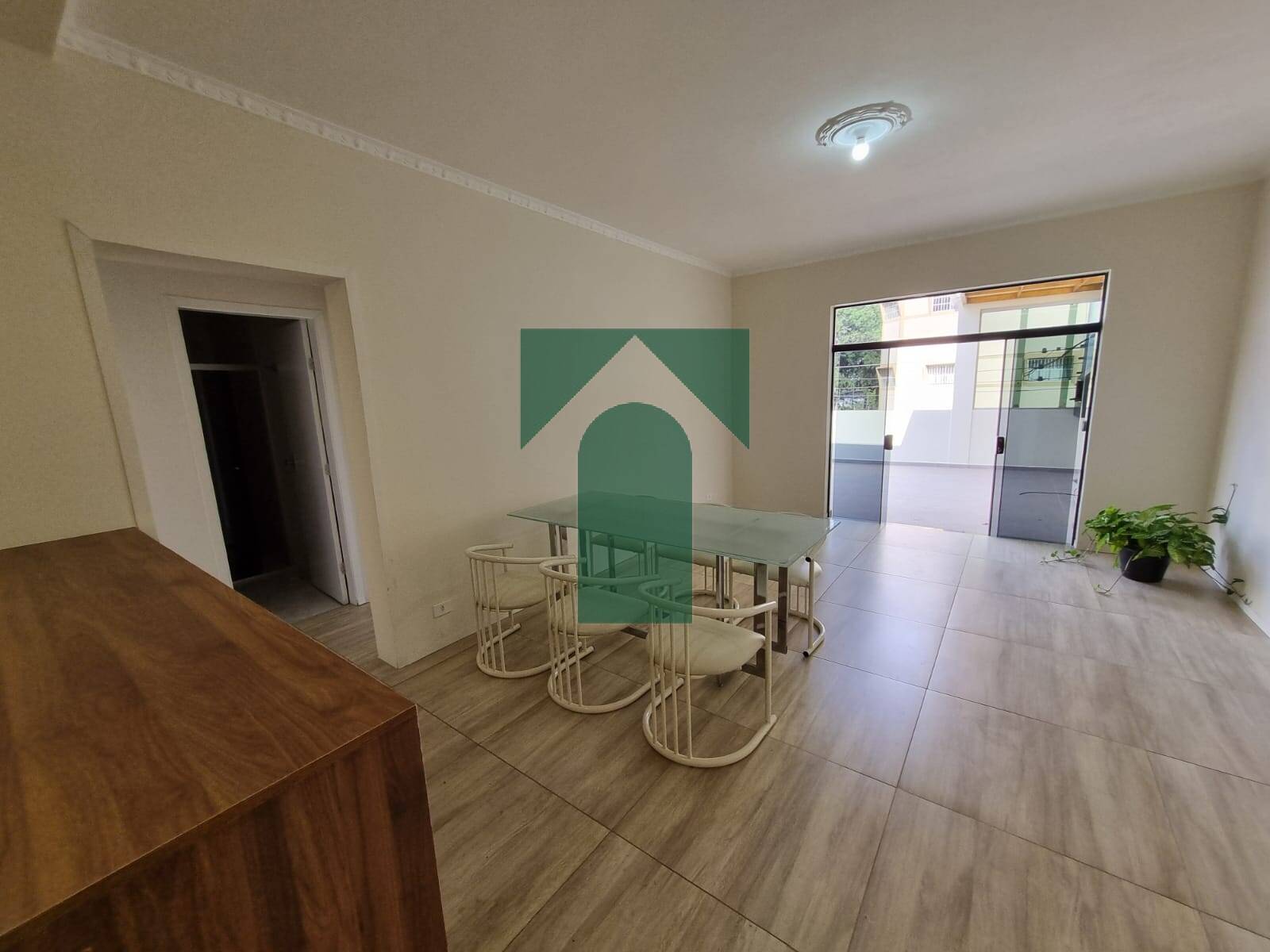 Casa, 2 quartos, 120 m² - Foto 1