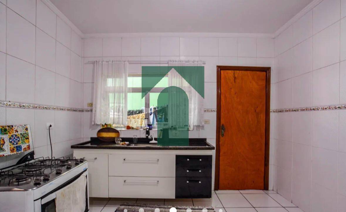 Sobrado, 2 quartos, 226 m² - Foto 2