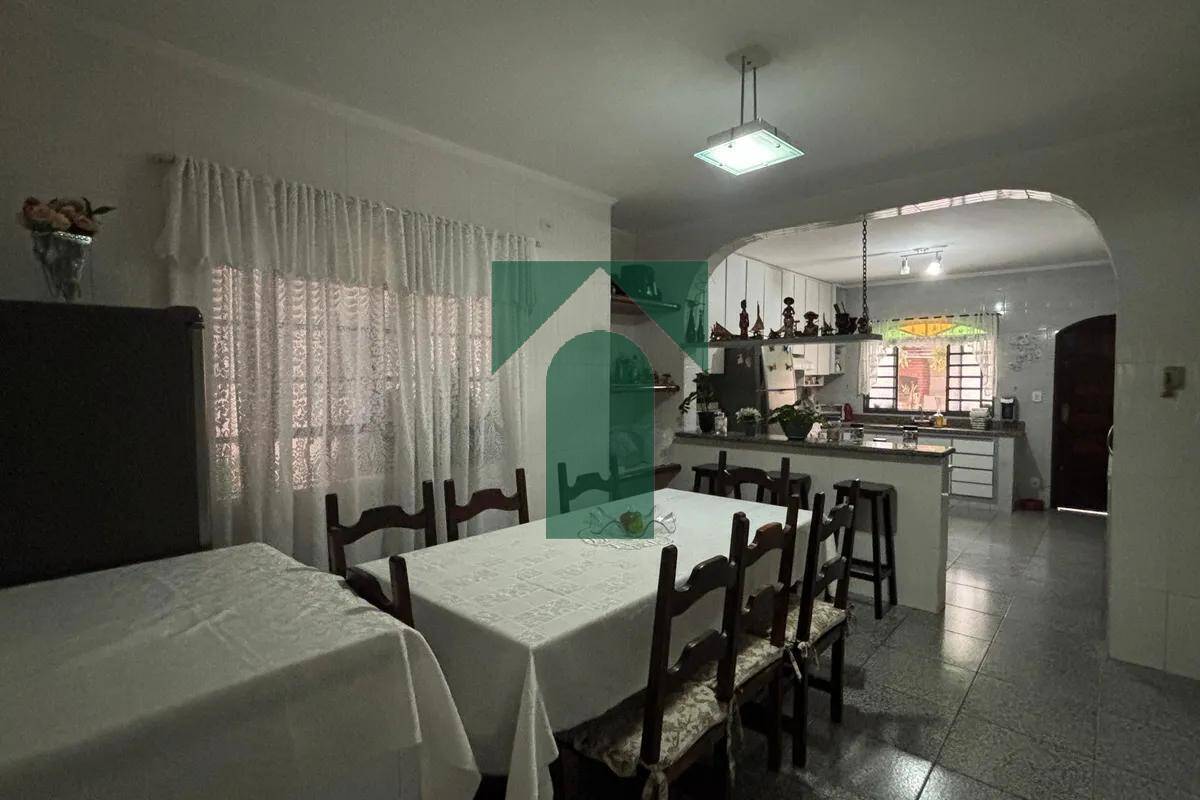 Sobrado, 3 quartos, 181 m² - Foto 13