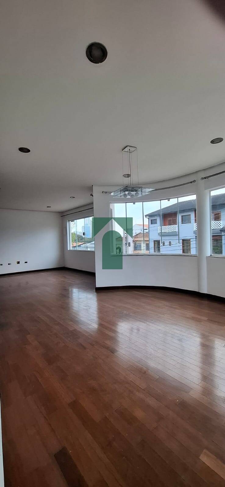 Sobrado, 3 quartos, 235 m² - Foto 2