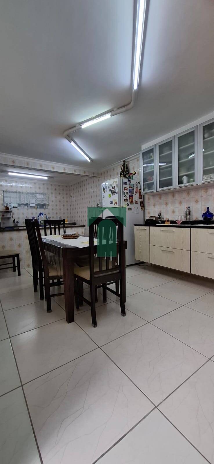 Sobrado, 3 quartos, 226 m² - Foto 2