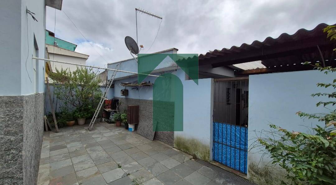 Sobrado, 8 quartos, 400 m² - Foto 18