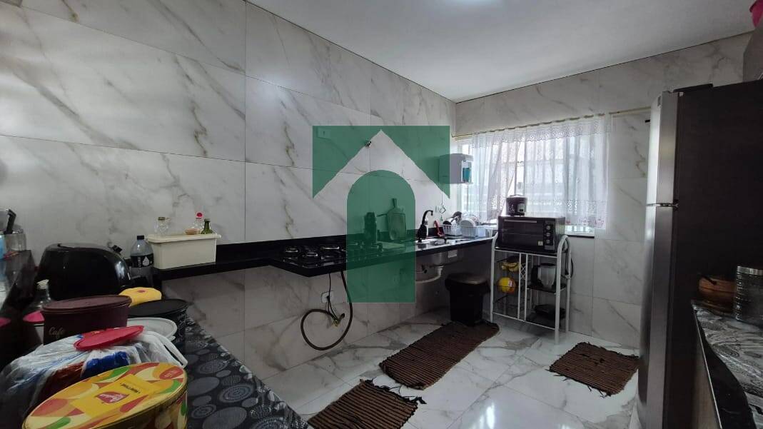 Sobrado, 8 quartos, 400 m² - Foto 3